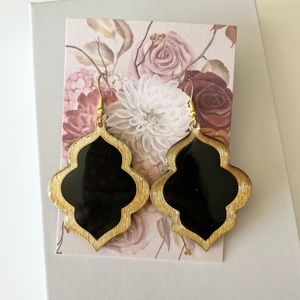 Sweet Hydrangea Clay earrings.